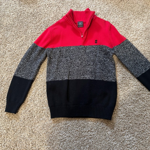 IZOD Boys Small size 6/7.  Worn once for Christmas. - Picture 2 of 4
